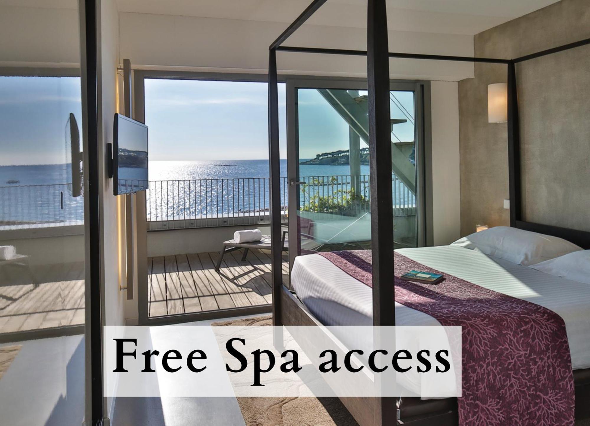 Royal - Luxury Hotel, Residence, &